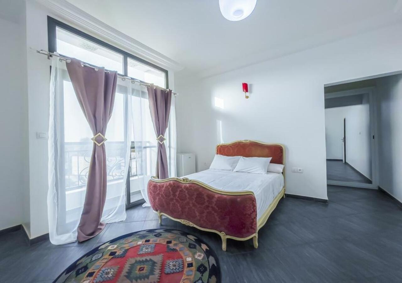 Kapinga'S House Aparthotel Сали Портудал Екстериор снимка