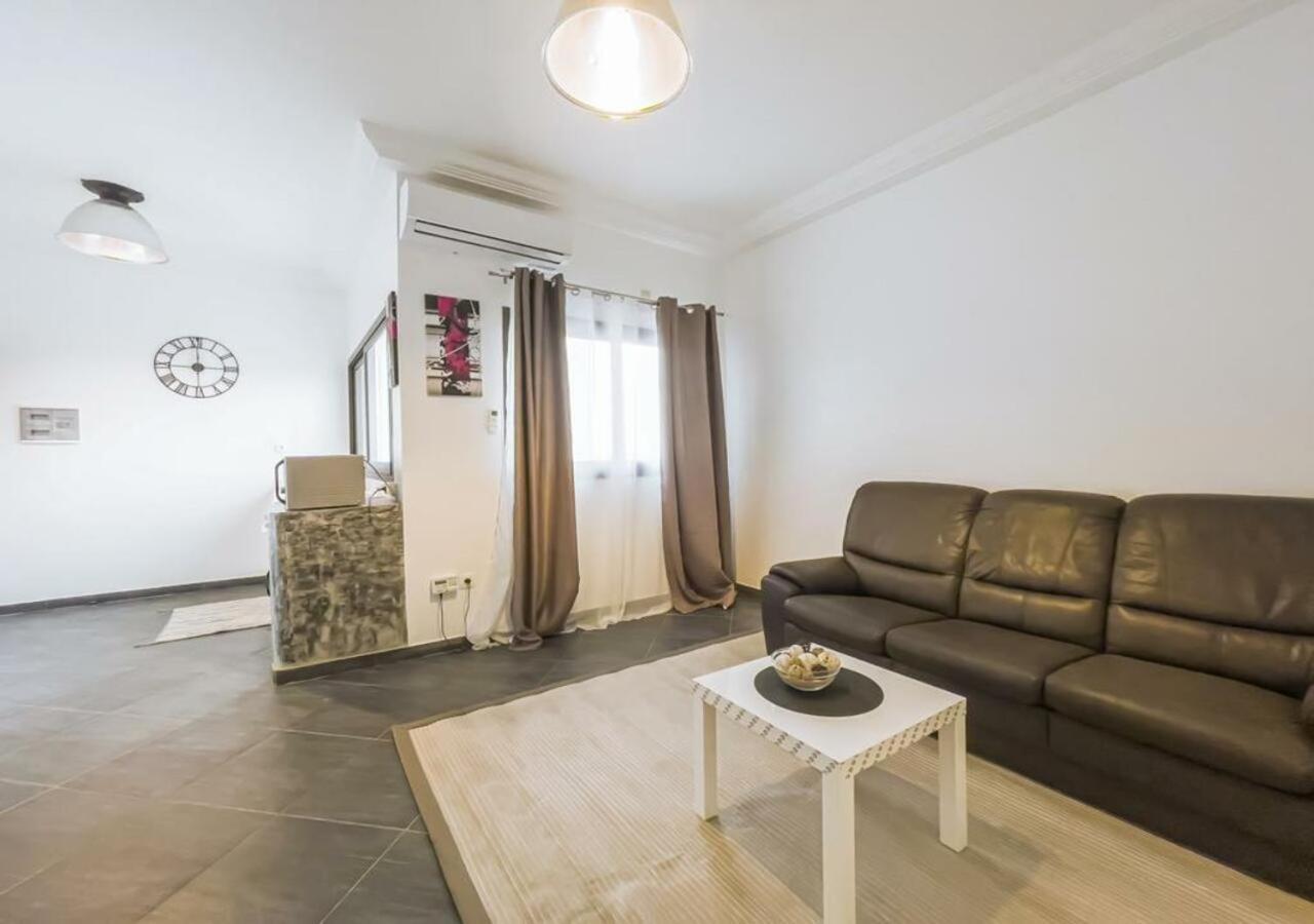 Kapinga'S House Aparthotel Сали Портудал Екстериор снимка