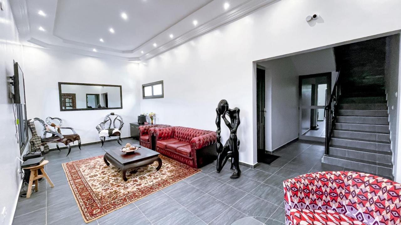 Kapinga'S House Aparthotel Сали Портудал Екстериор снимка